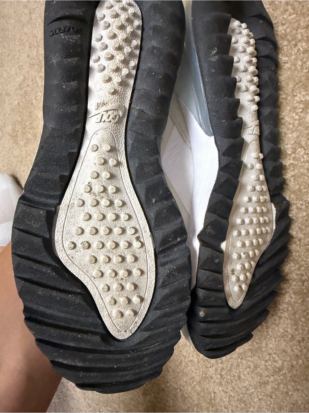 Nike Men’s White and Black Air Max 270 GO Golf Sneaker - Picture 3 of 6